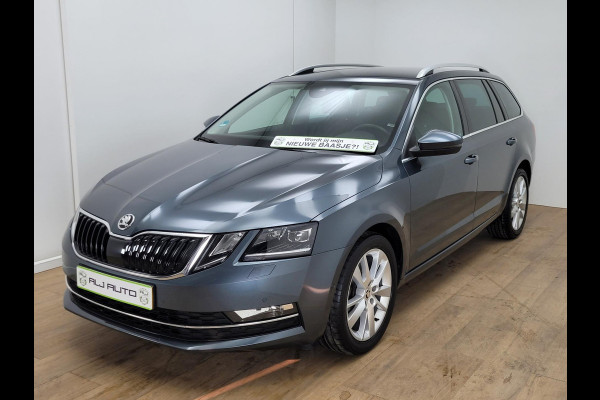 Škoda Octavia Combi Occasion met trekhaak en adaptieve cruisecontrol | tweedehands Skoda Octavia gezinsauto automaat | Full option