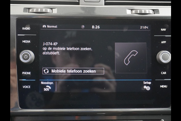 Volkswagen e-Golf €13.940,- na Subsidie 5drs Apple Carplay Android Auto Navi-Full Ecc Adapt.Cruise-Control Bluetooth Led PDV v+a Regen-Licht Senso Virtual Cockpit App-Connect Elec.ramen en Spiegels E-DITION €2.000,- subsidie mogelijk 1ste Eigenaar