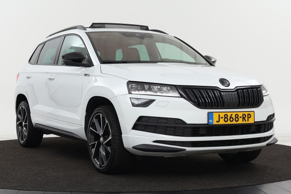 Škoda Karoq 1.5 TSI Sportline | Panoramadak | Canton | Trekhaak | Stoelverwarming | Carplay | Virtual Cockpit | Camera | DAB+