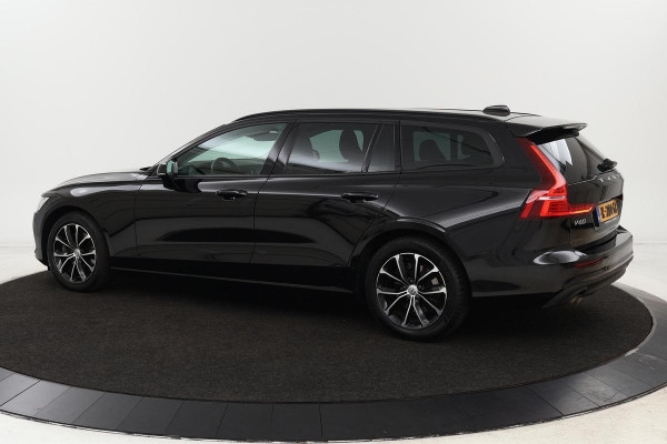 Volvo V60 B3 Momentum Advantage | Leder | Adaptive Cruise | Stoel & Stuurverwarming | Camera | Trekhaak | Voorruitverwarming