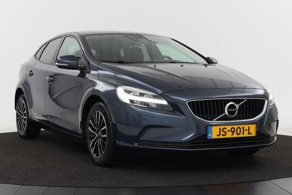 Volvo V40 2.0 D2 Nordic+ | Trekhaak | Stoelverwarming | Full LED | Half leder | PDC | Navigatie | Voorruitverwarming