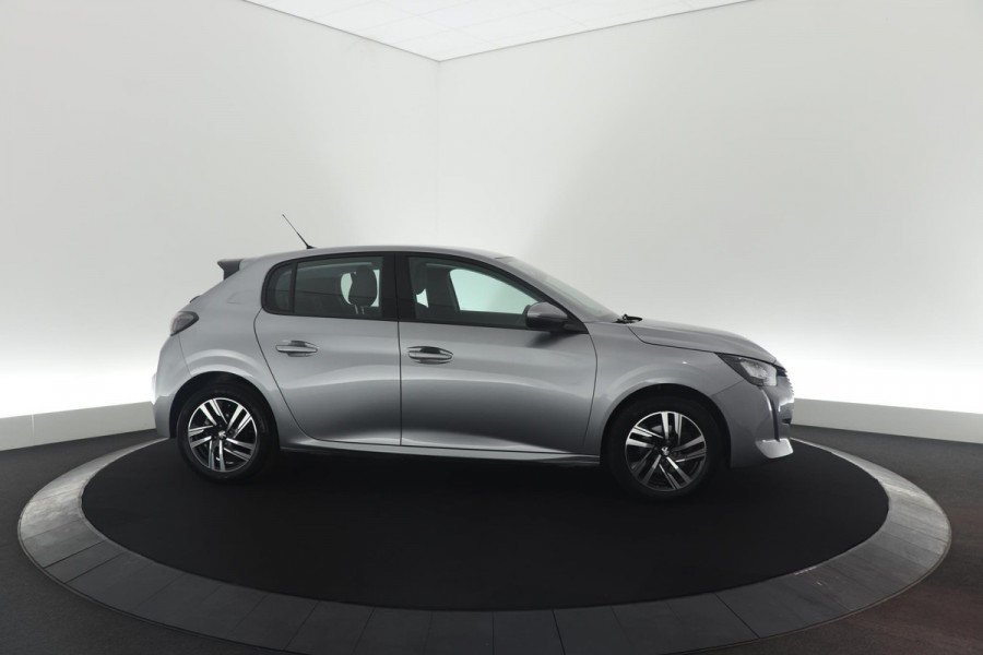 Peugeot 208 PureTech 100 EAT8 Allure | Parkeersensoren | Stoelverwarming | Apple Carplay | Climate Control