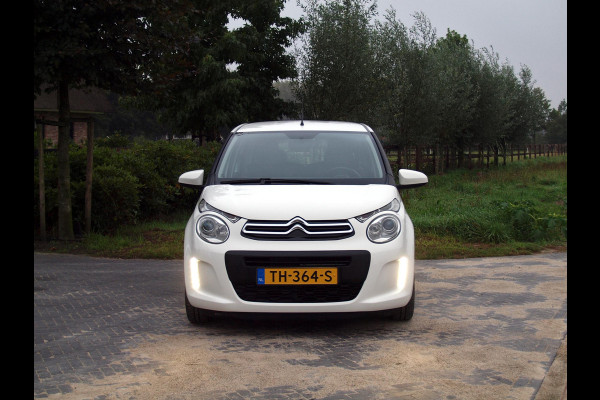 Citroën C1 1.0 e-VTi Feel | Groot scherm | Achteruitrijcamera | DAB | Bluetooth | Navi | Airco |