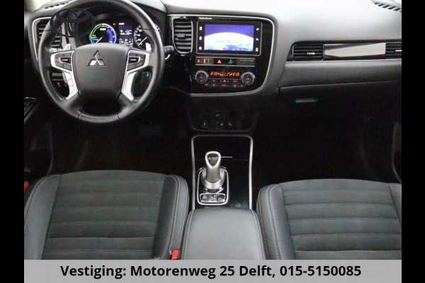 Mitsubishi Outlander 2.4 PHEV INTENSE+ PLUG-IN .SCHUIFDAK STUURVERWARMING.PREMIUM AUDIO. GARANTIE TOT 2028*