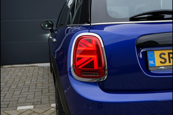 MINI Mini 1.5 Cooper, Org. Nederlands, 1e eig., Dealeronderh., Apple Carplay, Navi, LED, Airco, Cruisecontrol, Union Jack LED