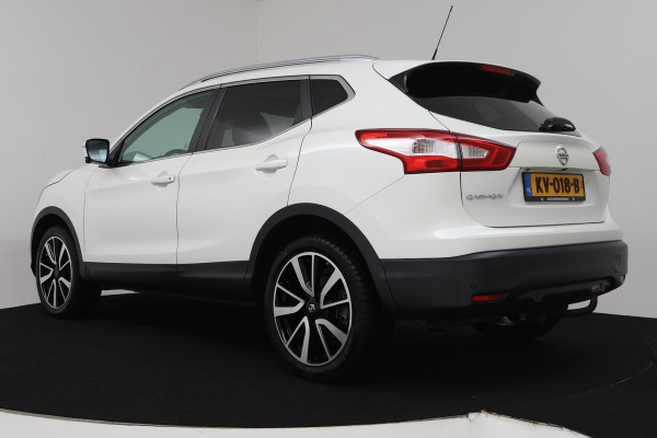 Nissan QASHQAI 1.2 Tekna (NAVIGATIE, PANORAMADAK, CAMERA, PARKEERSENSOREN, STOELVERWARMING, CRUISE, NL-AUTO, GOED ONDERHOUDEN)