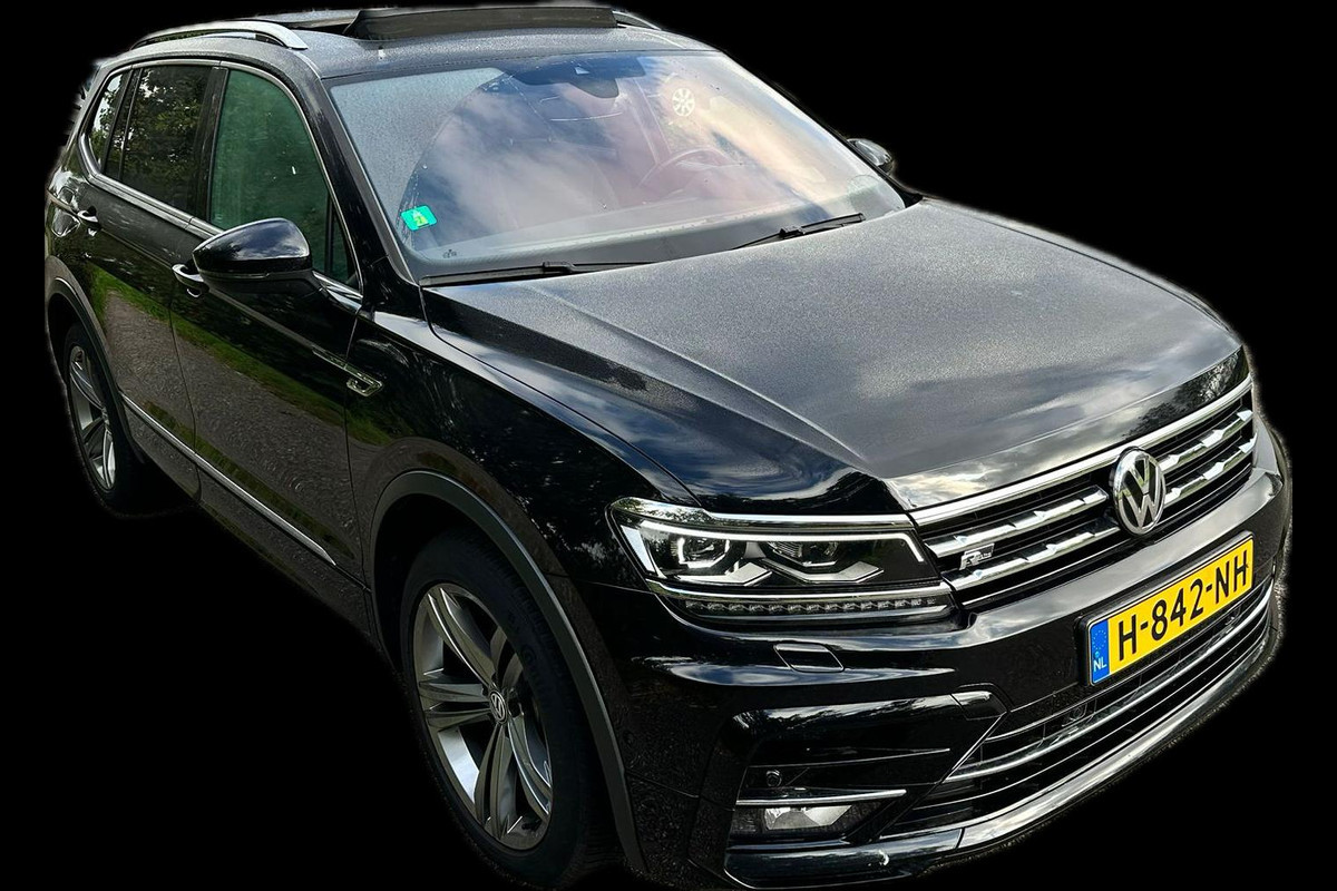 Volkswagen Tiguan Allspace 1.5 TSI DSG R-line 7-Persoons | Pano | Virtual | Trekhaak