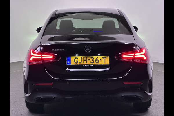 Mercedes-Benz A-Klasse 250 e AMG Night Edition Plug in Hybrid 218pk PHEV | Alcantara Sportstoelen | MBUX Widescreen | Sfeerverlichting | Apple Carplay | Camera |