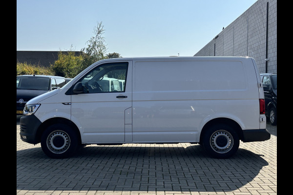 Volkswagen Transporter 2.0 TDI 150PK EURO6 L1H1 Automaat/navi/trekhaak