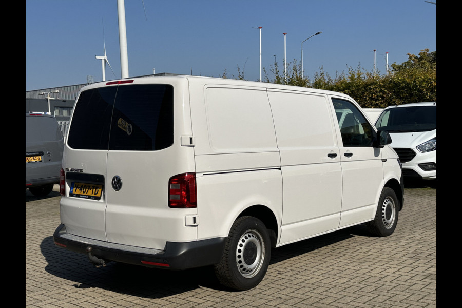 Volkswagen Transporter 2.0 TDI 150PK EURO6 L1H1 Automaat/navi/trekhaak