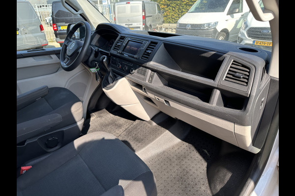 Volkswagen Transporter 2.0 TDI 150PK EURO6 L1H1 Automaat/navi/trekhaak