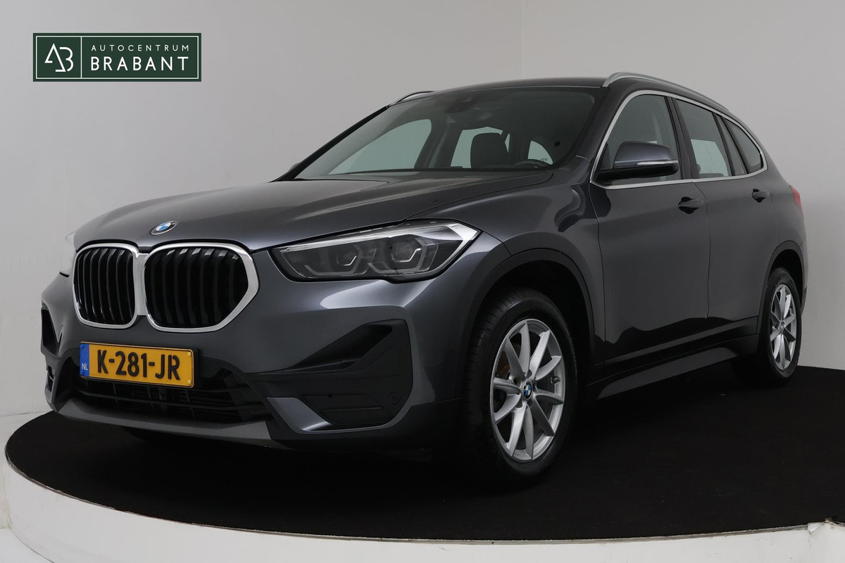 BMW X1 SDrive18i High Executive Edition (NAVIGATIE, PDC, STOELV, CRUISE, CLIMATE, NL-AUTO, GOED ONDERHOUDEN 1e EIGENAAR)