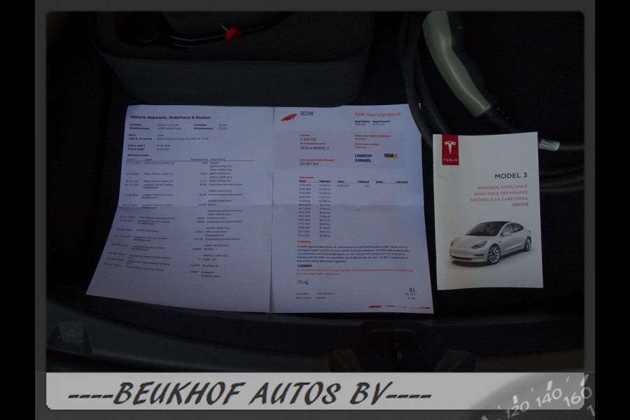 Tesla Model 3 Standard RWD Plus 325pk Leer Autopilot Trekhaak