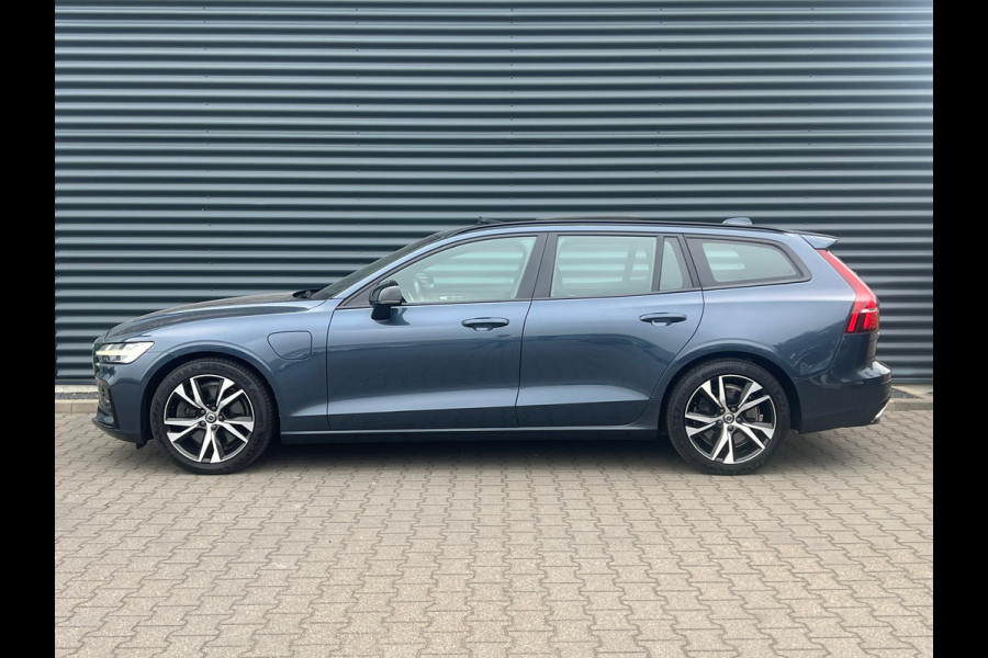 Volvo V60 T8 Twin Engine AWD R-Design Plug in Hybrid PHEV | Panodak | Trekhaak af Fabriek | Led | Carplay | Sportstoelen Leder |