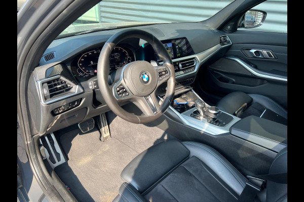 BMW 3-serie 330e M-Sport Plug in Hybrid PHEV | Adaptive Cruise | Camera | Harman/Kardon | Carplay | Dravitgrau Metallic |