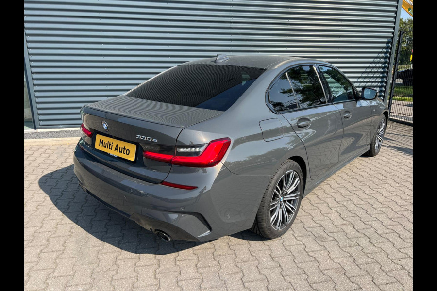 BMW 3-serie 330e M-Sport Plug in Hybrid PHEV | Adaptive Cruise | Camera | Harman/Kardon | Carplay | Dravitgrau Metallic |