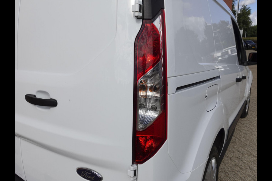 Ford Transit Connect 1.5 EcoBlue L1 Navigatie Trekhaak Parkeersensoren Airco Bluetooth