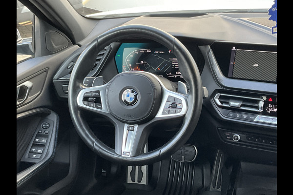 BMW 1-serie M135i 306pk xDrive M-Sport Automaat HUD Stoel-stuurverw. BOMMETJE!