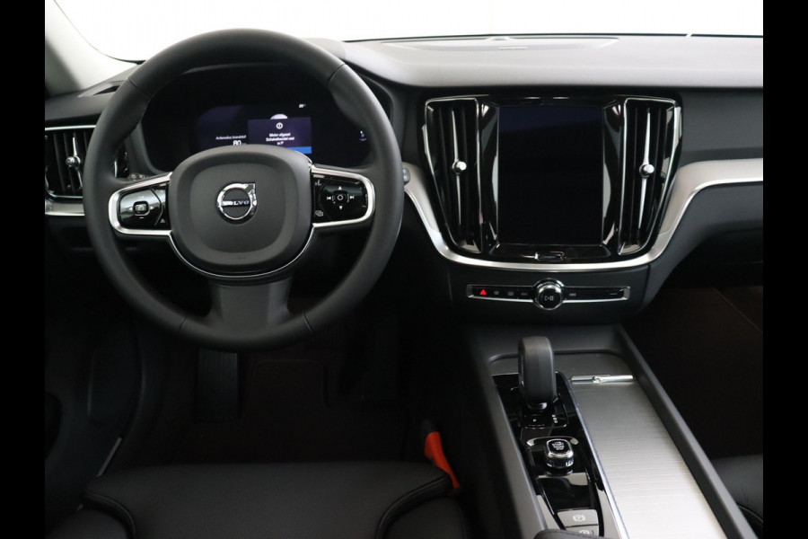 Volvo V60 B4 211PK Automaat Plus Bright / Adaptieve cruise control/ Apple CarPlay/ Parkeersensoren met camera/ Elektrische stoelen/ DAB/ Stoel en stuurwielverwarming/ Harman Kardon Audio/ Elektrische achterklep/ Draadloos oplader/ Trekhaak