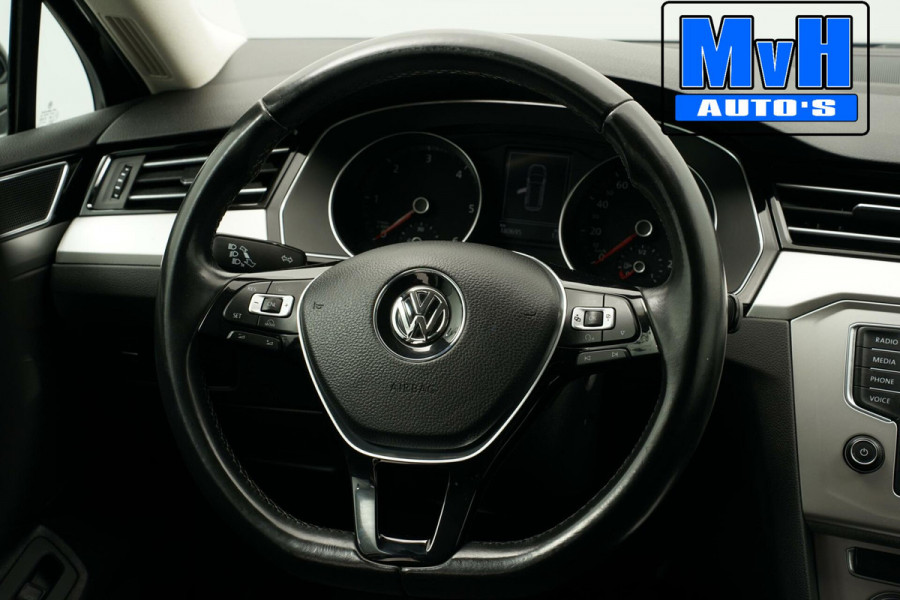 Volkswagen Passat Variant 1.6 TDI Comfortline|NAVI|TREKH|NAP