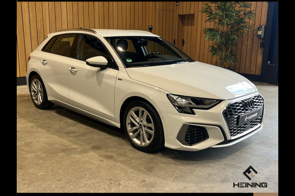 Audi A3 Sportback 30 TDI S edition Navi. Apple carplay. Virtual dash. Trekhaak