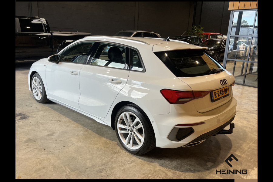 Audi A3 Sportback 30 TDI S edition Navi. Apple carplay. Virtual dash. Trekhaak