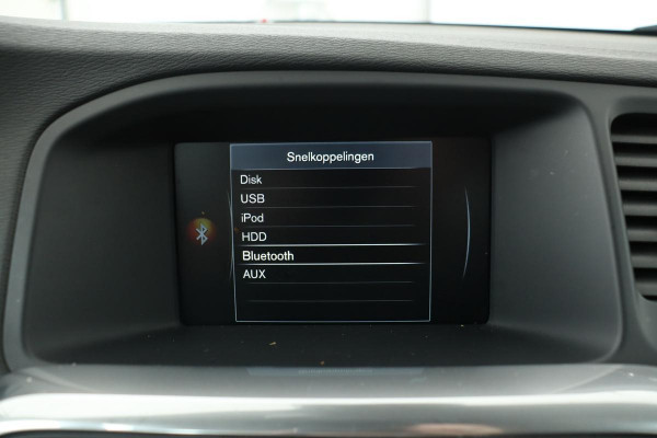 Volvo V60 2.4 D5 Twin Engine Special Edition | 2e eigenaar | Leder | Stoelverwarming | Xenon | Memory | PDC | Navigatie