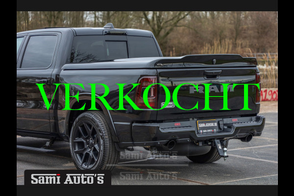 Dodge Ram 1500 LONGHORN BLACK OPS | ALL-IN PRIJS | HUD & VIRTUAL | PRIJS MET LPG + HEAD UP ADG + DEKSEL + PANORAMADAK GWJ + LUCHTVERING SE CREW CAB | DUBBELE CABINE | 5,7L V8 HEMI 402 PK 4X4 | 5 PERSOONS | GRIJSKENTEKEN | VOORRAAD NR 2184 - 4966