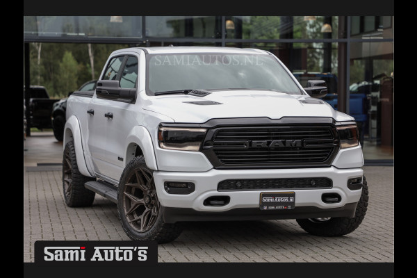 Dodge Ram 1500 HULK | ALL-IN PRIJS ZO ALS AFGEBEELD | 5.7 V8 HEMI 4x4 | LARAMIE NIGHT EDITION | PRIJS MET LPG EN GARANTIE EN DIKKE WIELEN EN WIDEBODY | DUBBELE CABINE | 5 PERSOONS | VOORRAAD NR 2015 - 4725 | DIRECT BESCHIKBAAR |