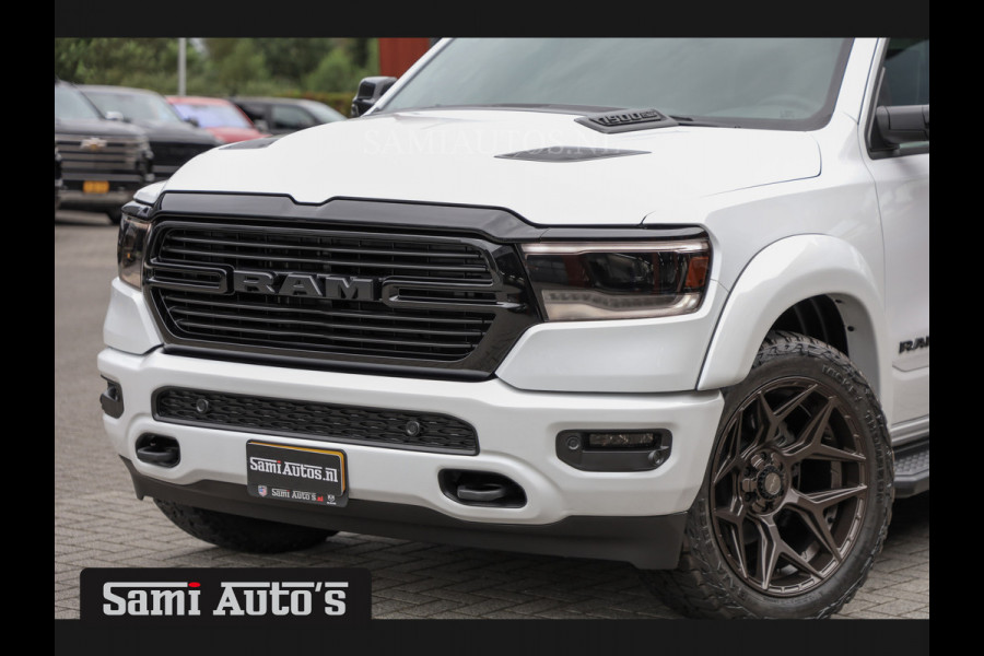 Dodge Ram 1500 HULK | ALL-IN PRIJS ZO ALS AFGEBEELD | 5.7 V8 HEMI 4x4 | LARAMIE NIGHT EDITION | PRIJS MET LPG EN GARANTIE EN DIKKE WIELEN EN WIDEBODY | DUBBELE CABINE | 5 PERSOONS | VOORRAAD NR 2015 - 4725 | DIRECT BESCHIKBAAR |