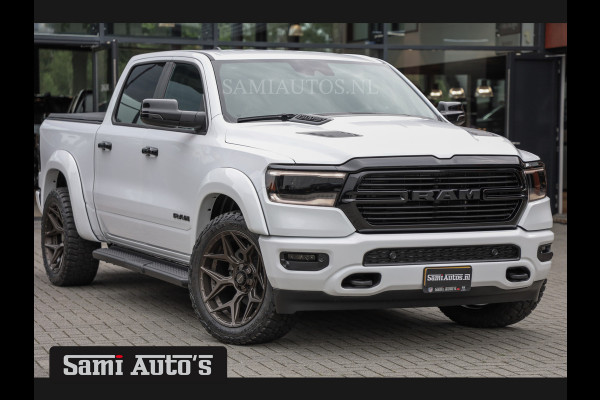 Dodge Ram 1500 HULK | ALL-IN PRIJS ZO ALS AFGEBEELD | 5.7 V8 HEMI 4x4 | LARAMIE NIGHT EDITION | PRIJS MET LPG EN GARANTIE EN DIKKE WIELEN EN WIDEBODY | DUBBELE CABINE | 5 PERSOONS | VOORRAAD NR 2015 - 4725 | DIRECT BESCHIKBAAR |