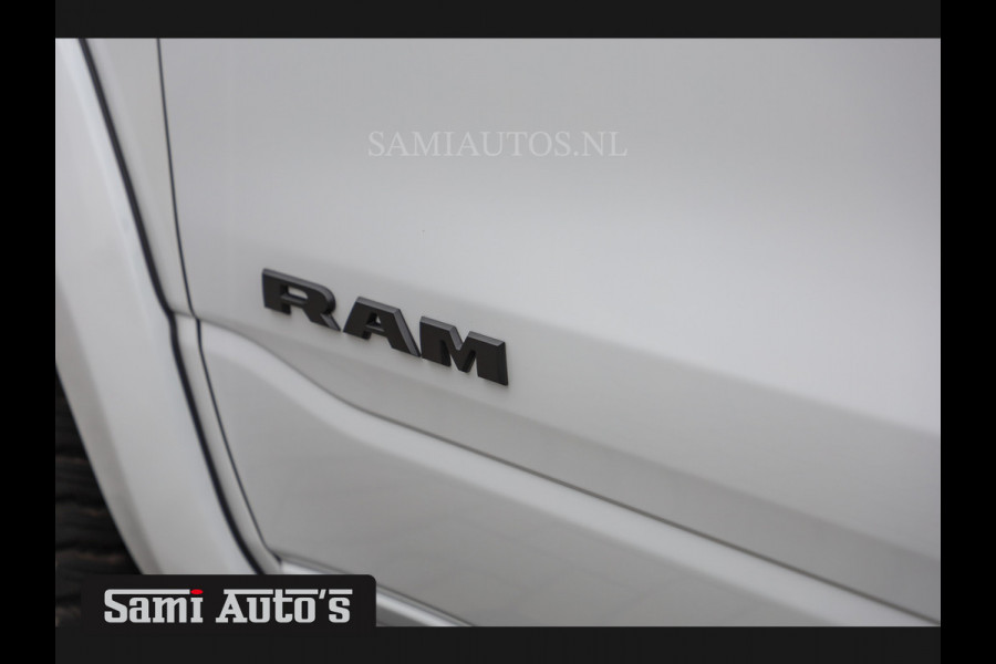 Dodge Ram 1500 HULK | ALL-IN PRIJS ZO ALS AFGEBEELD | 5.7 V8 HEMI 4x4 | LARAMIE NIGHT EDITION | PRIJS MET LPG EN GARANTIE EN DIKKE WIELEN EN WIDEBODY | DUBBELE CABINE | 5 PERSOONS | VOORRAAD NR 2015 - 4725 | DIRECT BESCHIKBAAR |