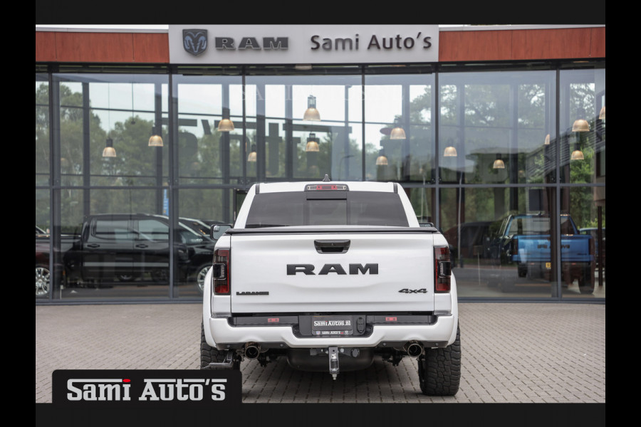 Dodge Ram 1500 HULK | ALL-IN PRIJS ZO ALS AFGEBEELD | 5.7 V8 HEMI 4x4 | LARAMIE NIGHT EDITION | PRIJS MET LPG EN GARANTIE EN DIKKE WIELEN EN WIDEBODY | DUBBELE CABINE | 5 PERSOONS | VOORRAAD NR 2015 - 4725 | DIRECT BESCHIKBAAR |