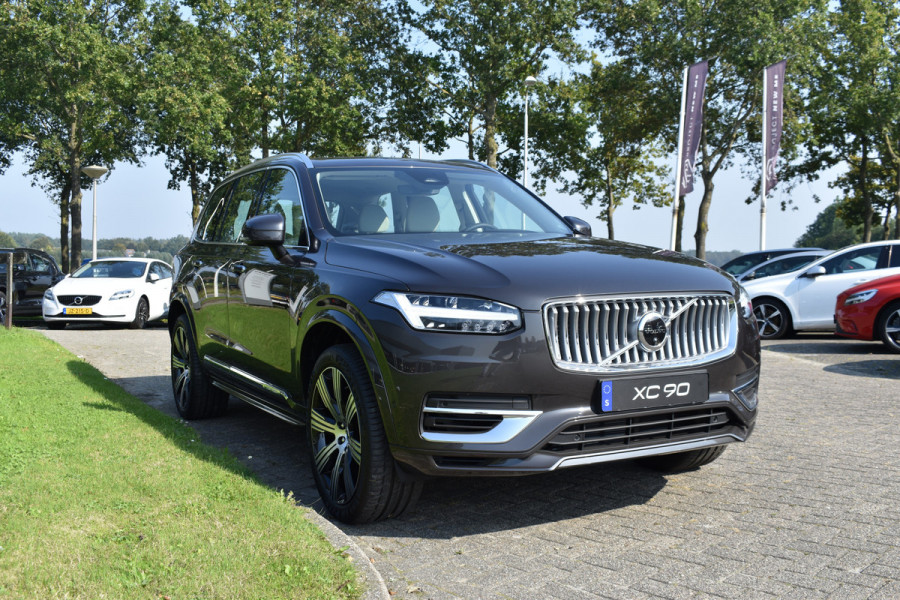 Volvo XC90 T8 455 pk Recharge AWD Plus Bright / Speciale voorraad deal / Luchtvering / 360° camera / Direct Leverbaar /