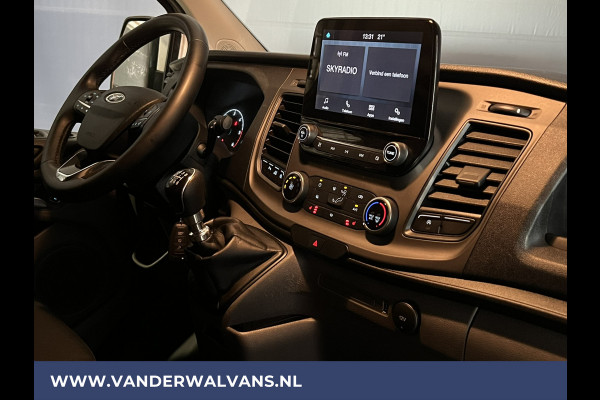 Ford Transit Custom 2.0 TDCI 131pk L2H1 Euro6 Airco | Apple Carplay | LED | Cruisecontrol Android Auto, Stoelverwarming, Verwarmde voorruit, Parkeersensoren, Bijrijdersbank, 2800kg trekvermogen