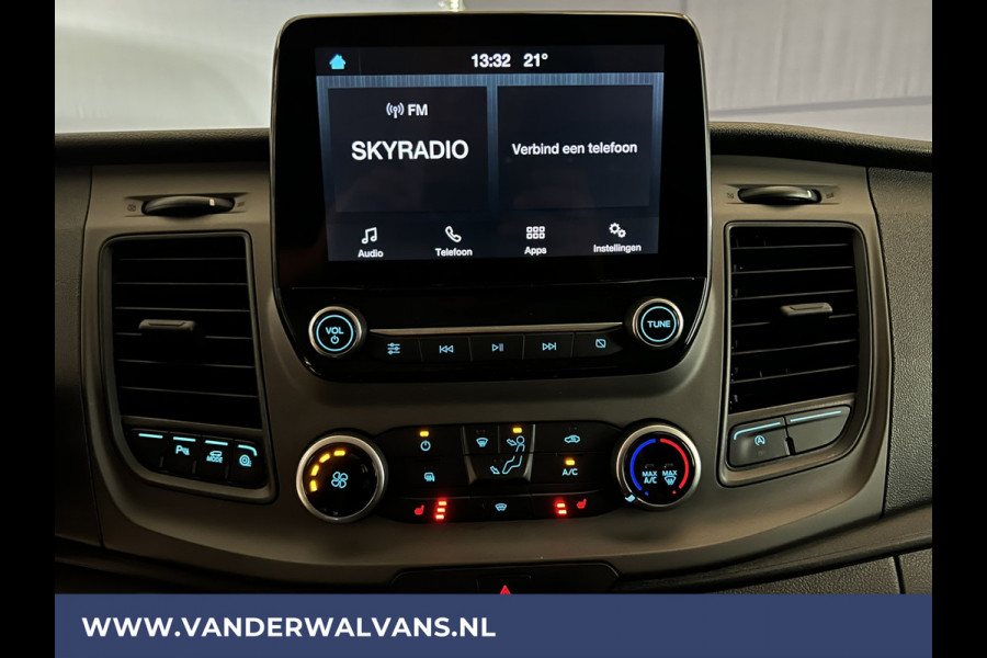 Ford Transit Custom 2.0 TDCI 131pk L2H1 Euro6 Airco | Apple Carplay | LED | Cruisecontrol Android Auto, Stoelverwarming, Verwarmde voorruit, Parkeersensoren, Bijrijdersbank, 2800kg trekvermogen