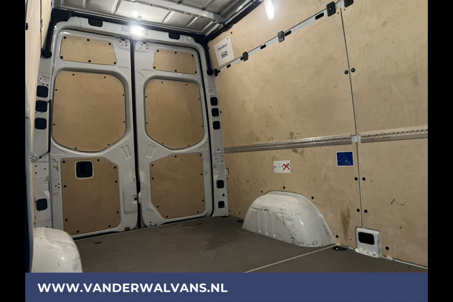 Mercedes-Benz Sprinter 317 CDI 170pk L2H2 Euro6 Airco | Camera | Navigatie | Apple Carplay Cruisecontrol, Android Auto, Parkeersensoren, Bijrijdersbank