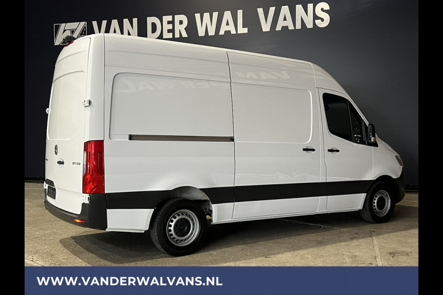 Mercedes-Benz Sprinter 317 CDI 170pk L2H2 Euro6 Airco | Camera | Navigatie | Apple Carplay Cruisecontrol, Android Auto, Parkeersensoren, Bijrijdersbank