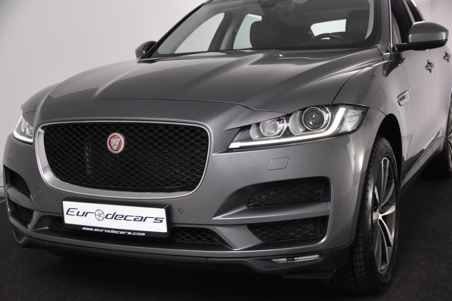 Jaguar F-Pace 2.0t AWD Prestige *1.Hand*Panoramadak*Keyless*