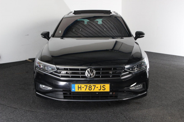 Volkswagen Passat Variant 1.5 TSI R-line | Org. NL-auto | 2 x R-line | Panoramadak