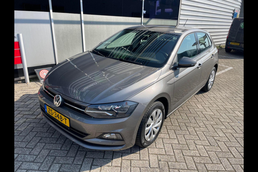 Volkswagen Polo 1.0 TSI Comfortline Connected Series / carplay