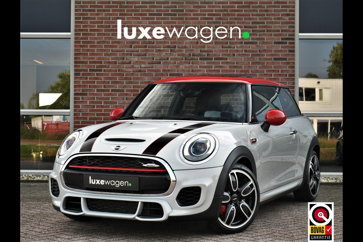 MINI Mini 2.0 John Cooper Works 231pk Pano H/K HUD JCW-zetels