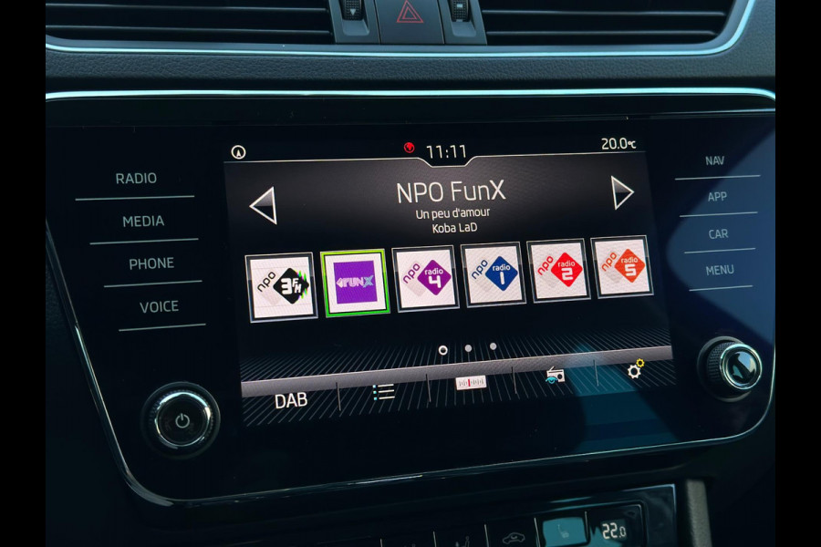 Škoda Superb Combi 2.0 TSI 4x4 CarPlay Trekhaak Camera