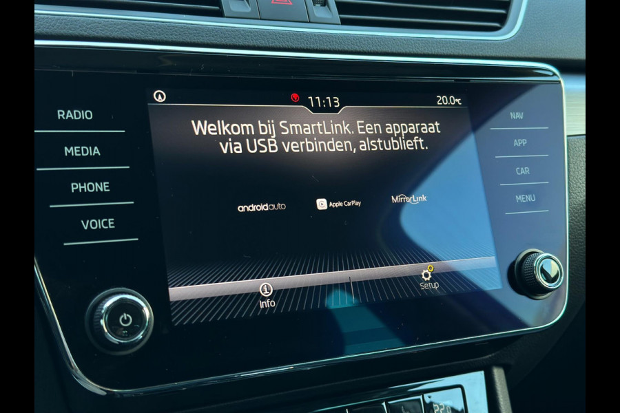 Škoda Superb Combi 2.0 TSI 4x4 CarPlay Trekhaak Camera