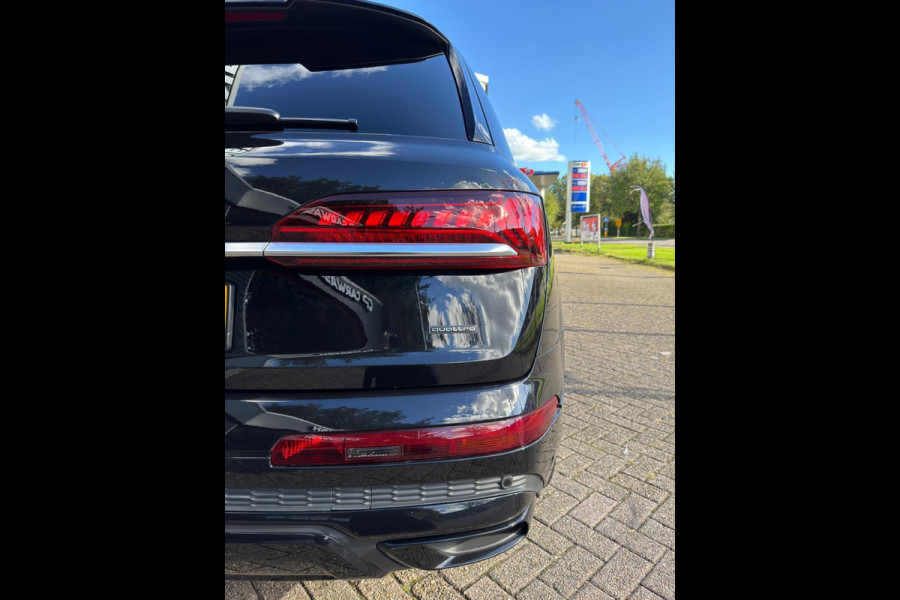 Audi Q7 55 TFSI quattro Pro Line S-Line Pano RS-Stoelen Luchtv Trek