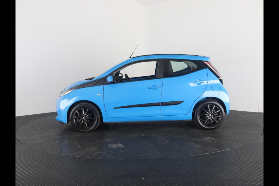 Toyota Aygo 1.0 X-WAVE CABRIOLET 1e EIG AIRCO LM BIJNA 2017