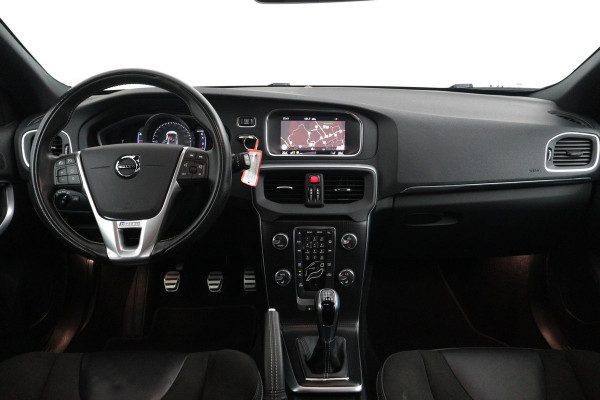 Volvo V40 2.0 T4 Business Sport (NAVIGATIE, STOELVERWARMING, PDC, CLIMATE, NL-AUTO, GOED ONDERHOUDEN)