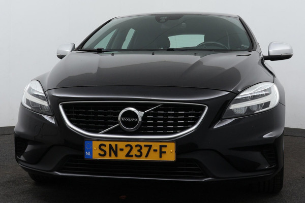 Volvo V40 2.0 T4 Business Sport (NAVIGATIE, STOELVERWARMING, PDC, CLIMATE, NL-AUTO, GOED ONDERHOUDEN)