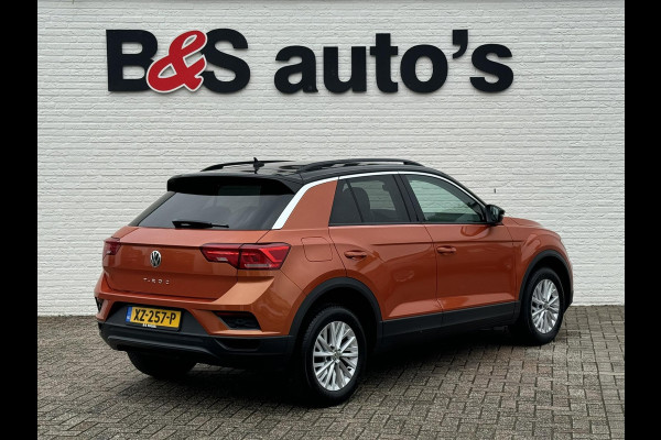 Volkswagen T-Roc 1.0 TSI Adaptive cruise Lane assist Stoelverwarming Media player Clima