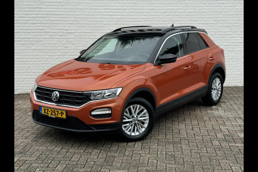 Volkswagen T-Roc 1.0 TSI Adaptive cruise Lane assist Stoelverwarming Media player Clima